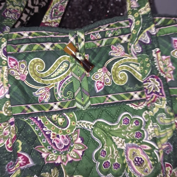 Vera Bradley large bag, new with tags - Picture 4 of 5